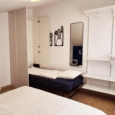 Dora Apartment